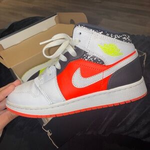 Air Jordan Mid Kids' Sneakers Box